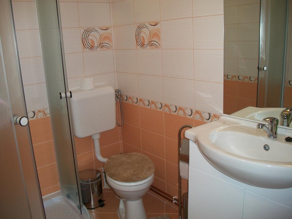 Casa Sara Hotel Sacele Room photo